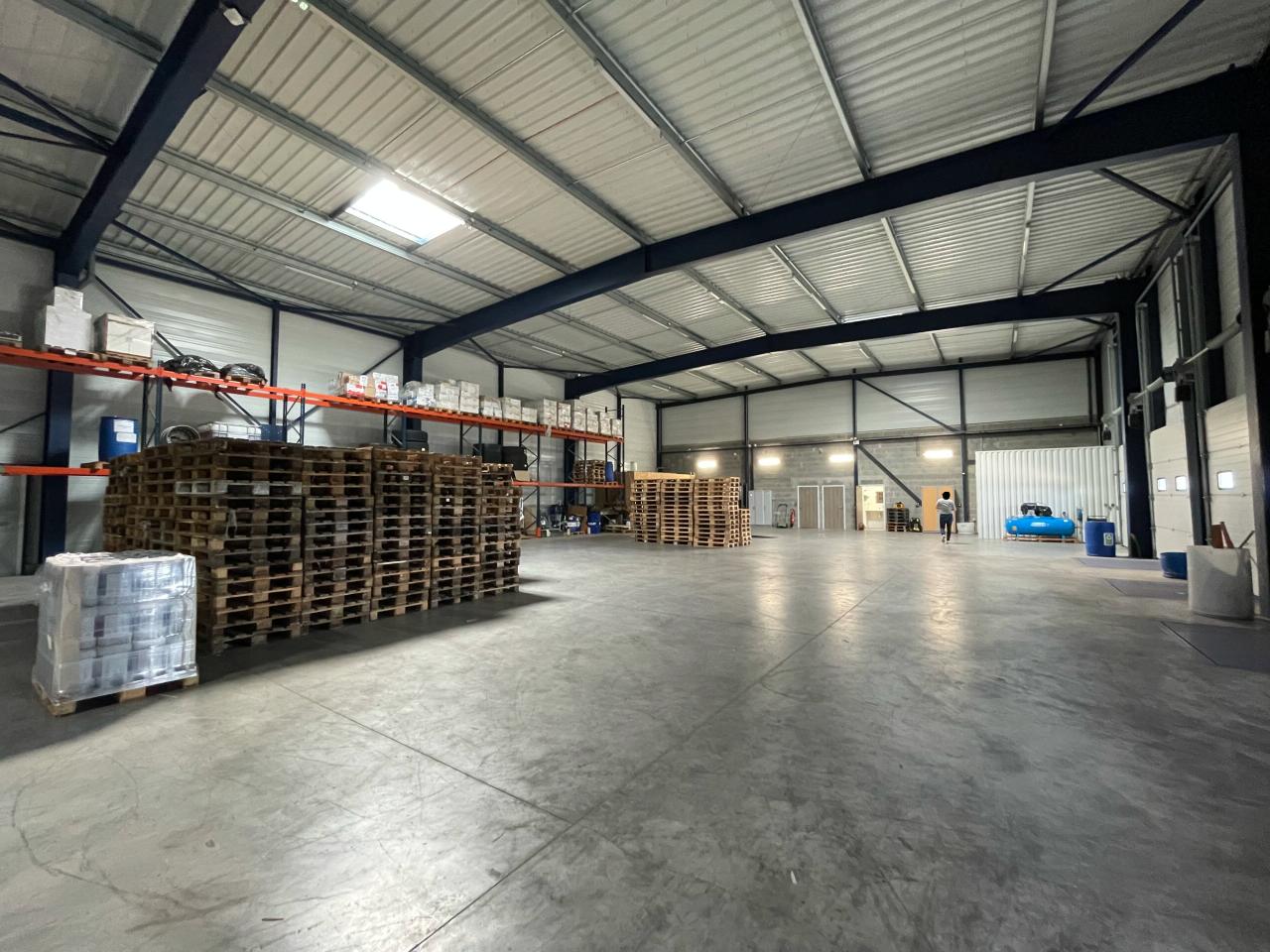 Local d'activité Sorigny 940m² Vente local d'activité Sorigny Indre-et-Loire OVACT2424235 0